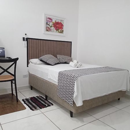 Loft 2 Completo Ar Canais Assinat Garagem Internet Prox Aparecida E Industrias Διαμέρισμα Pindamonhangaba Εξωτερικό φωτογραφία